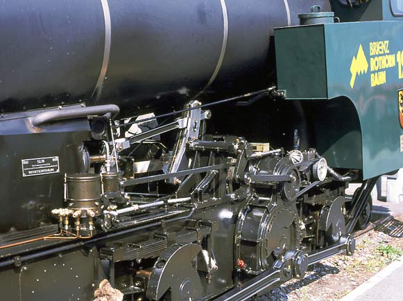 A general view of No.12's motion. Note the drive to the mechanical lubricator and the reduction gearing housing. August 16 2000