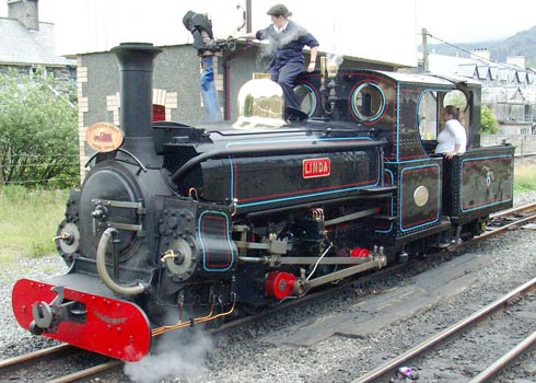 Linda in July 2004 - now largely demodified and back as an oil burner. At least the locomotive retains a Lempor nozzle. In the mid 1990's when the original nozzle became life expired a replacement was manufactured under the guidance of Nigel Day. July 17 2004