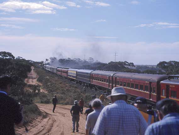 Train and passnegers after the runpast. April 26 2002