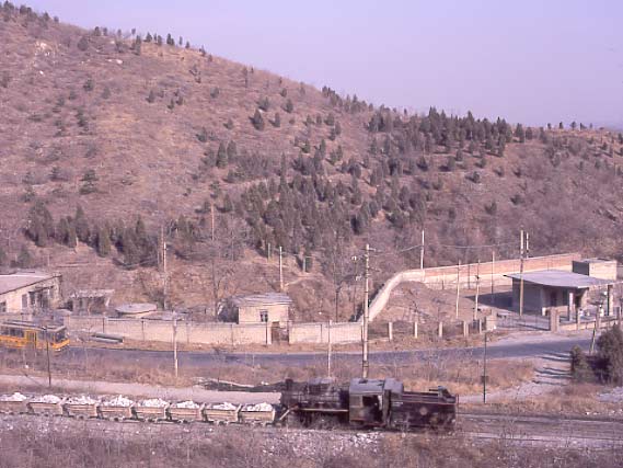 At 14:40 C2 Class No. 04 headed a loaded train down the line. February 5 1999