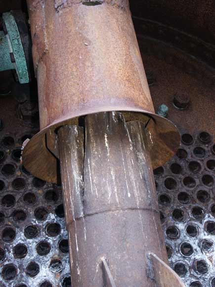 The second Kylpor nozzle and the bottom of the mixing chamber. April 23 2003
